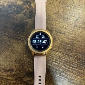 Samsung Galaxy Watch
Like new. Still have the box.